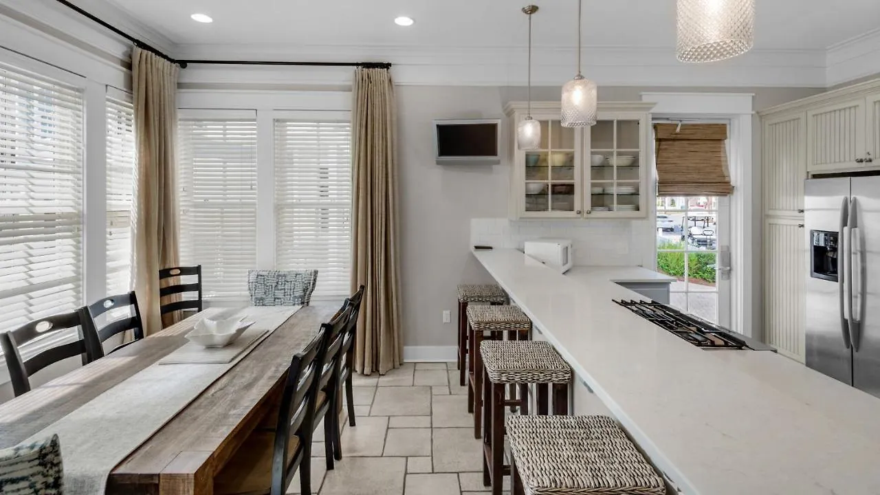 Holiday home Walking On Sunshine - Benchmark Management Panama City Beach