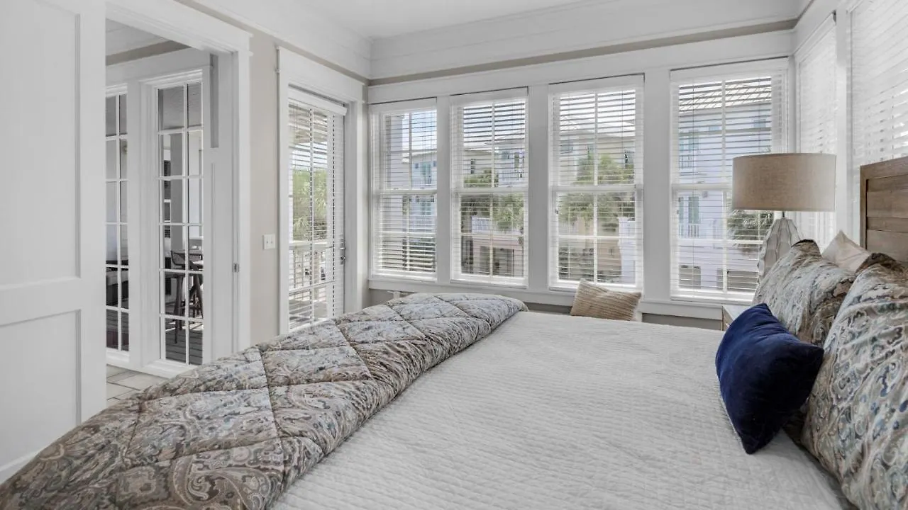 Walking On Sunshine - Benchmark Management Panama City Beach Holiday home