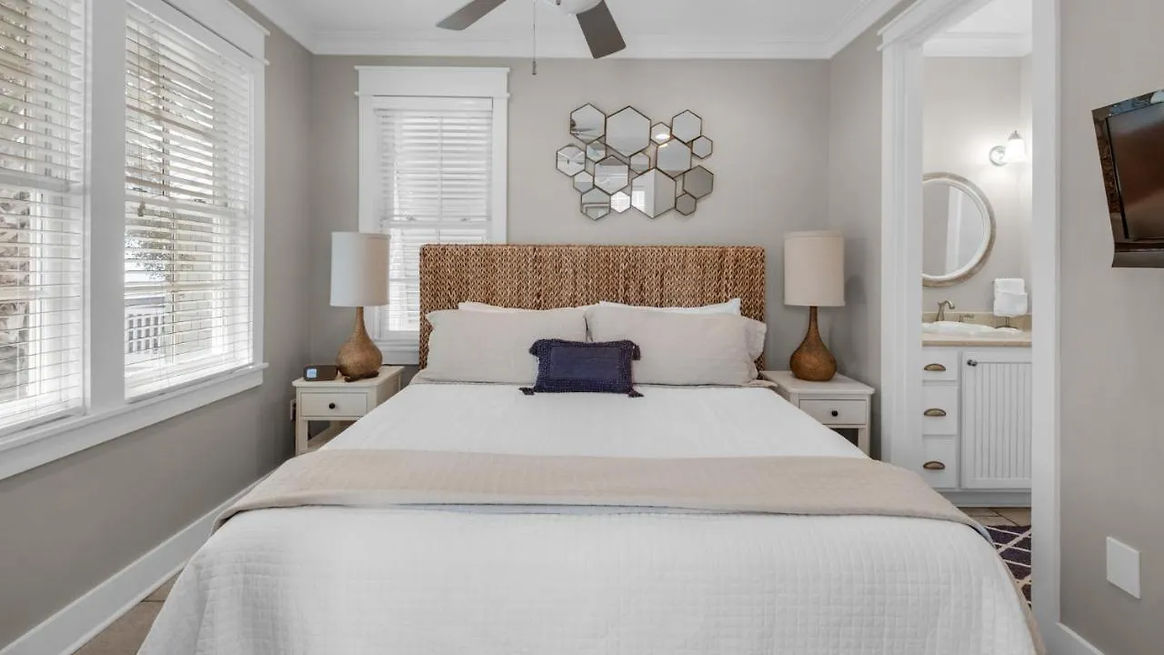 Holiday home Walking On Sunshine - Benchmark Management Panama City Beach United States